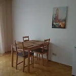 Moebliertes Apartment Am Festspielhaus